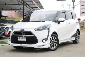 2018 Toyota Sienta 1.5 V รถตู้/MPV ออกรถไม่ต้องใช้เงิน